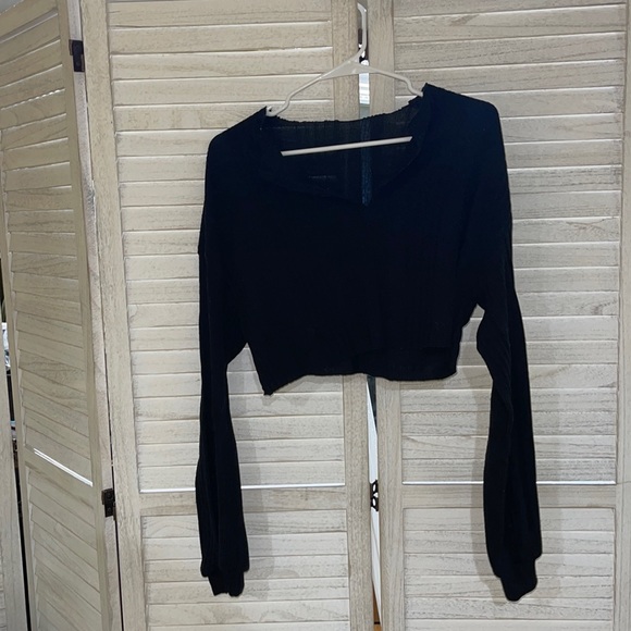 Crop sweater! - Picture 1 of 1